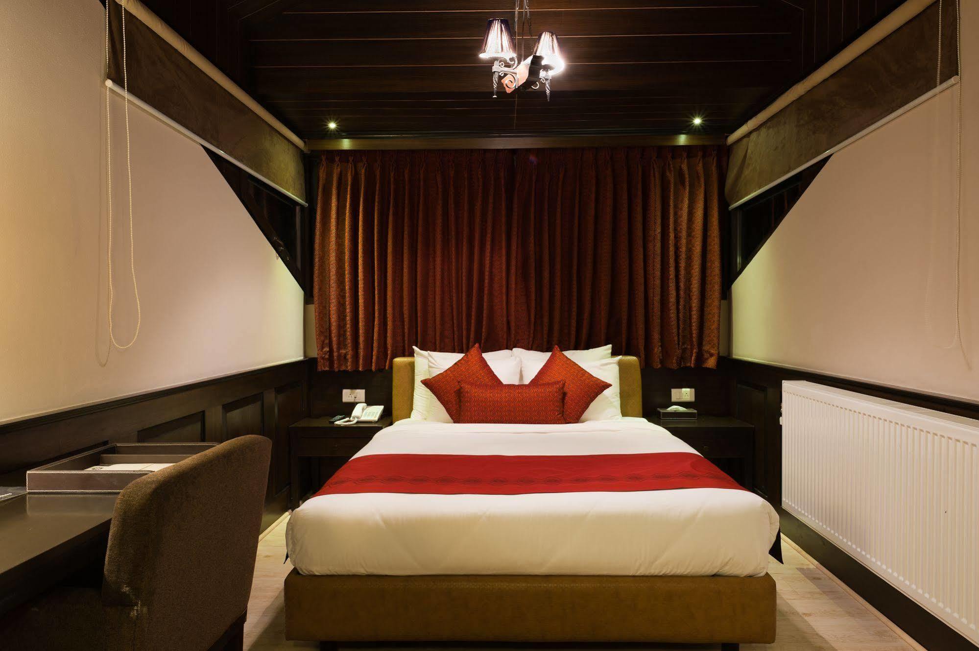 Hotel The Vintage Gulmarg Esterno foto