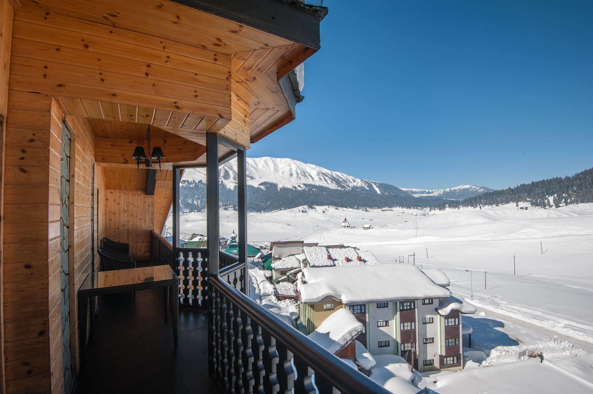 Hotel The Vintage Gulmarg Esterno foto